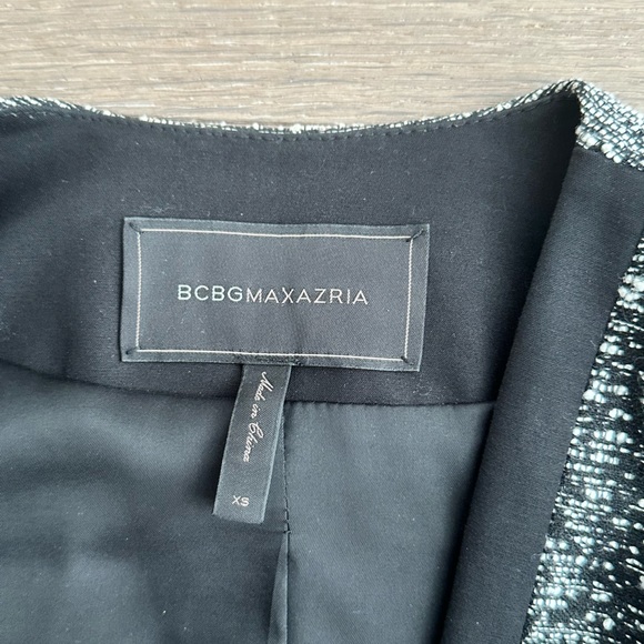 BCBG Black Tweed Color Block Blazer - Picture 6 of 8